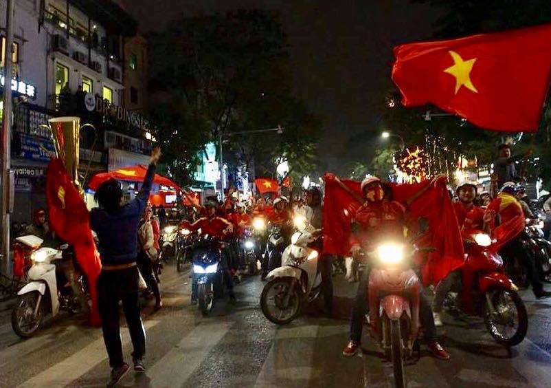 Cả nước vỡ òa với chiến tích lịch sử của U23 Việt Nam Cả nước vỡ òa với chiến tích lịch sử của U23 Việt Nam